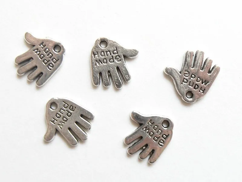 1 Breloque handmade argentée- pour création de bijoux