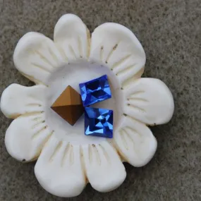 1 cabochon carré swarovski de 8 mm sapphire (4400)