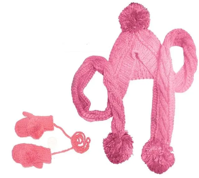 Chapeau avec écharpe et gants
