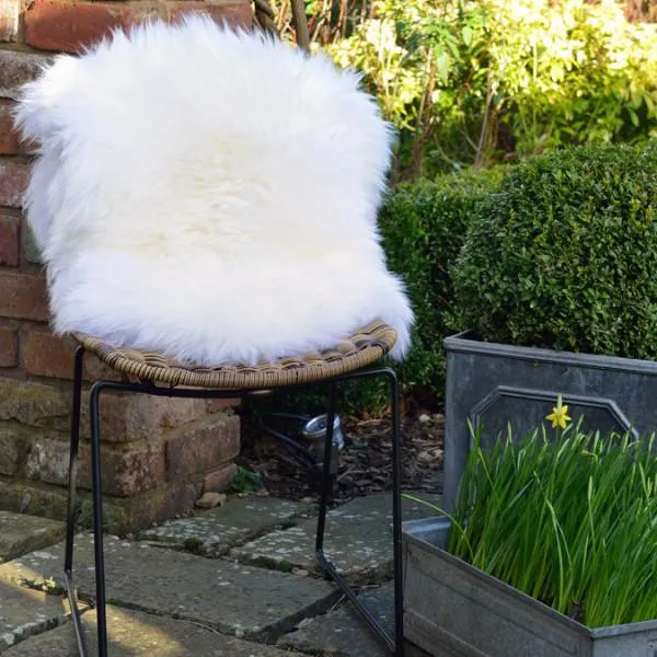 Hanlin Medium Ivory Silky Sheepskin Rug  - Trouva