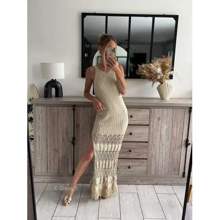 Robe longue Margaux maille dorée tissu tricoté au crochet